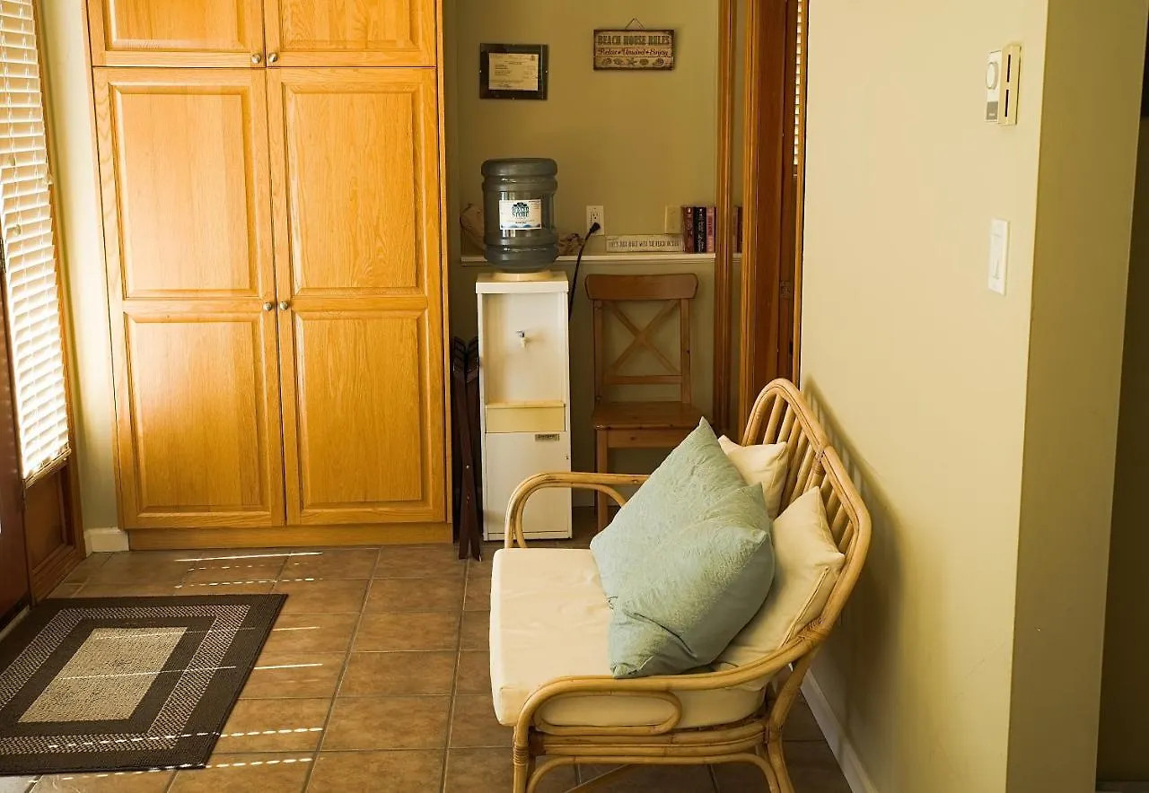 Inlet Beach House B&B Mill Bay