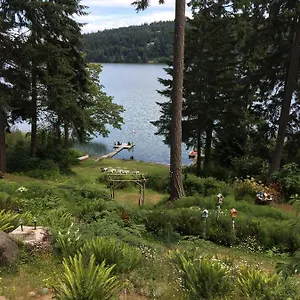 Maple Ridge Cottages Ganges