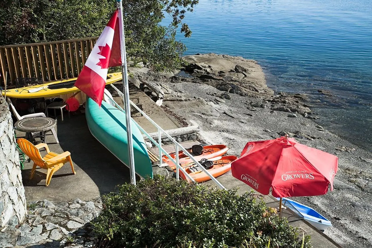 Inlet Beach House B&B Mill Bay 3*,
